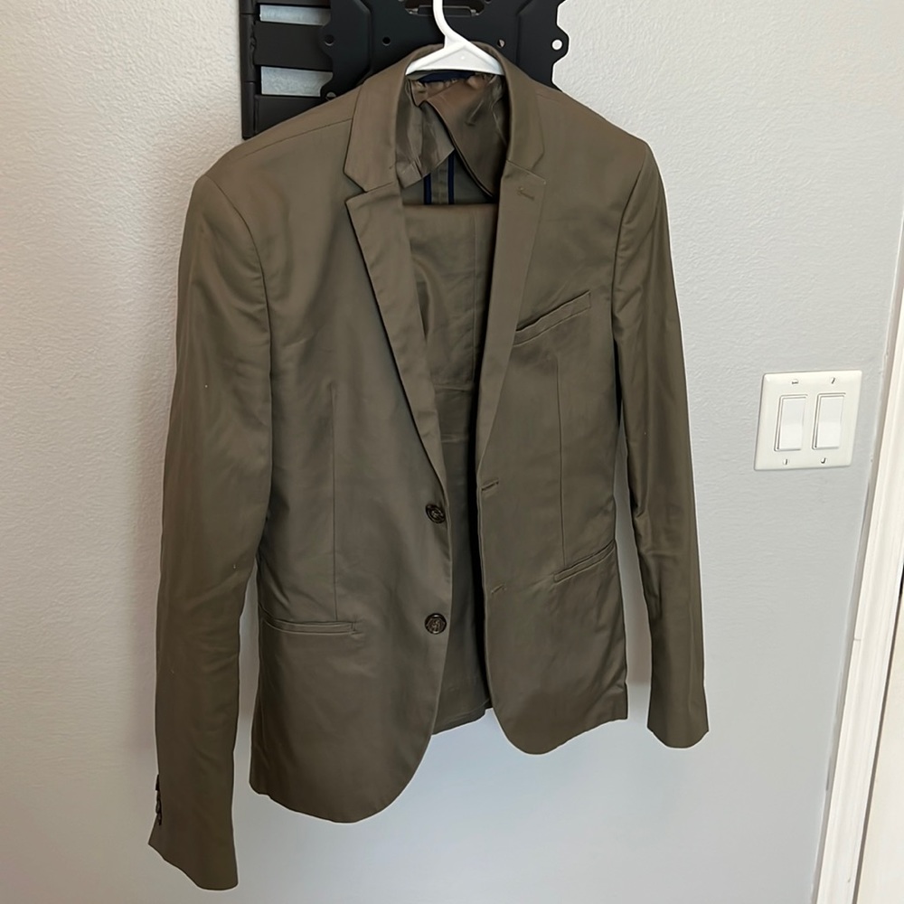 H&M tops colored skinny fit suit